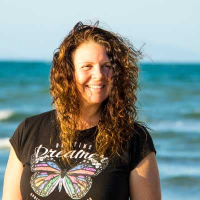 Linda McCall, Nomad Stays co-founder
