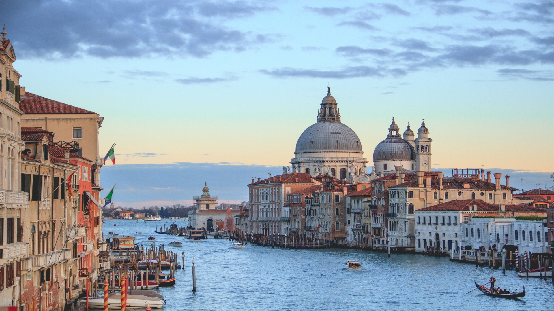 Locations Italy Venice image