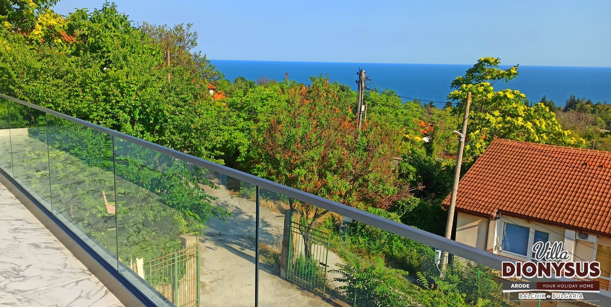 Hotel Balchik Bulgaria nomad remote 1f545d53-8449-4558-806c-f9512ee8d751_BalconyFloor32.jpg