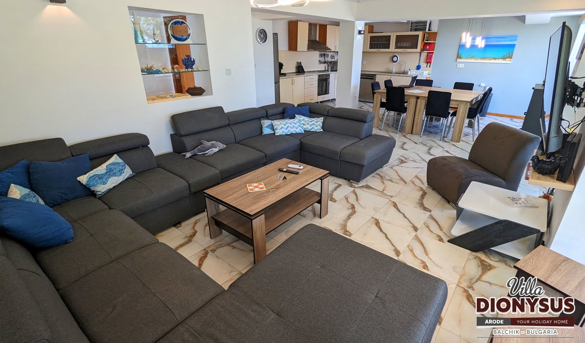 Hotel Balchik Bulgaria nomad remote 3f0cd591-e0b4-49ea-ac4a-b2a985fd9c8b_LivingRoom6.jpg
