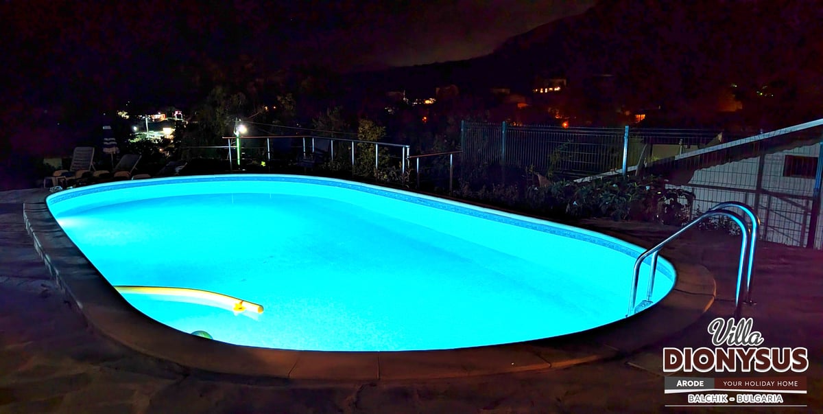 Hotel Balchik Bulgaria nomad remote 75f9619c-2cd5-4c22-9cc1-998658e60bcf_PoolNight2.jpg