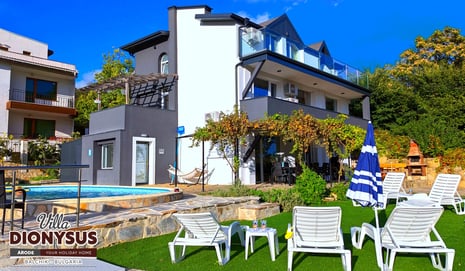 Remote worker stay Arode Villa Dionysus CoLiving in Balchik Bulgaria