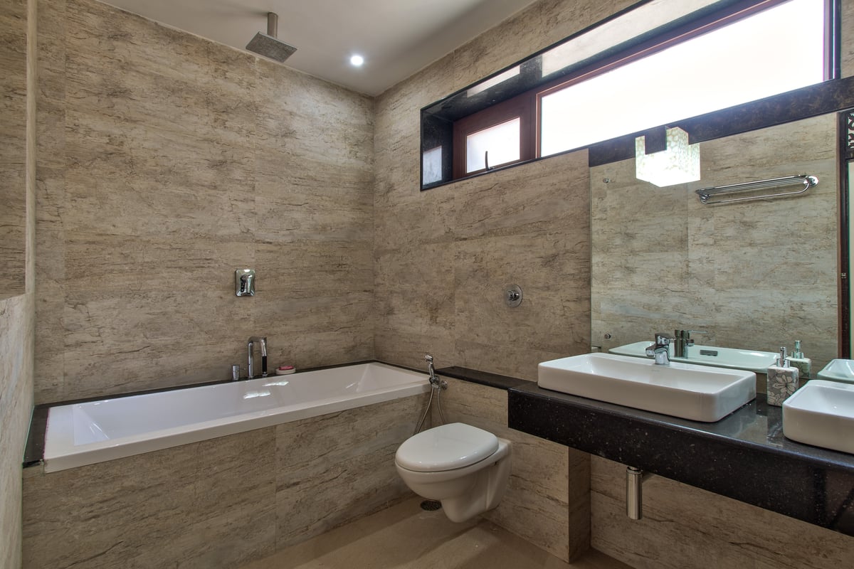 Hotel GOA India nomad remote d425ef9e-2bb4-4af0-b9c5-67a948b0708b_12modernbathroom.jpg