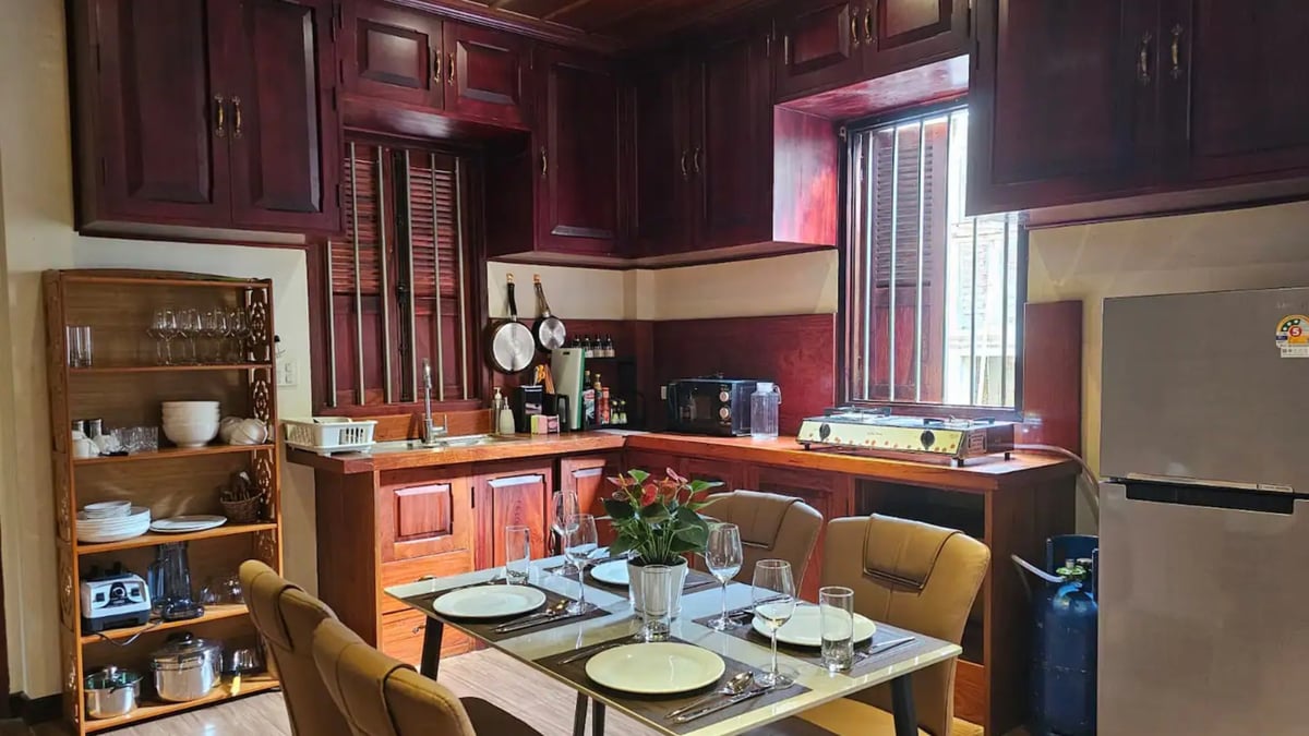 Hotel Luang Prabang Laos nomad remote 724aaf07-f7a4-4caa-b907-5e7c29c0f5e3_5b8aeffa90d14b7880c29878aeec6006jpeg1920x1080.jpg