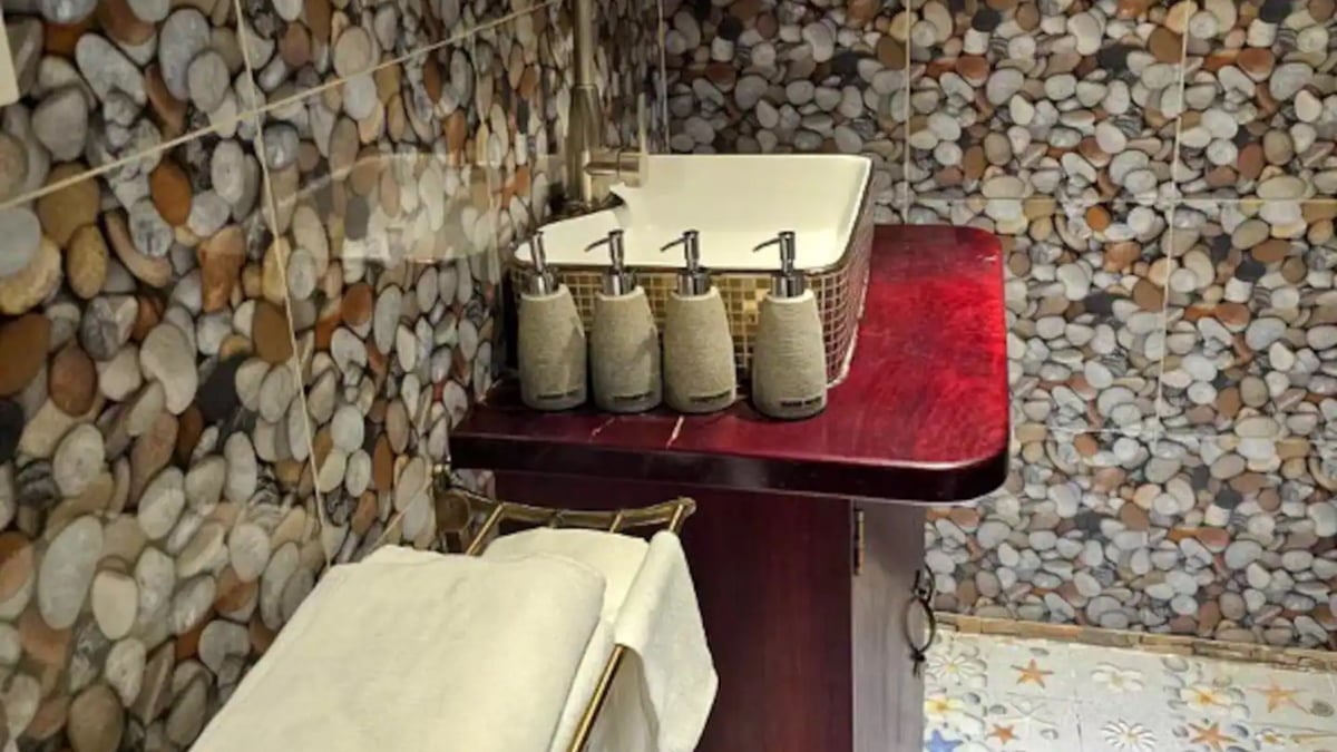 Hotel Luang Prabang Laos nomad remote 94ca9883-3c7d-4ea8-9db8-7610bdb060b7_2fe6846248b54a108a8be5f30b5ffd17jpeg1920x1080.jpg