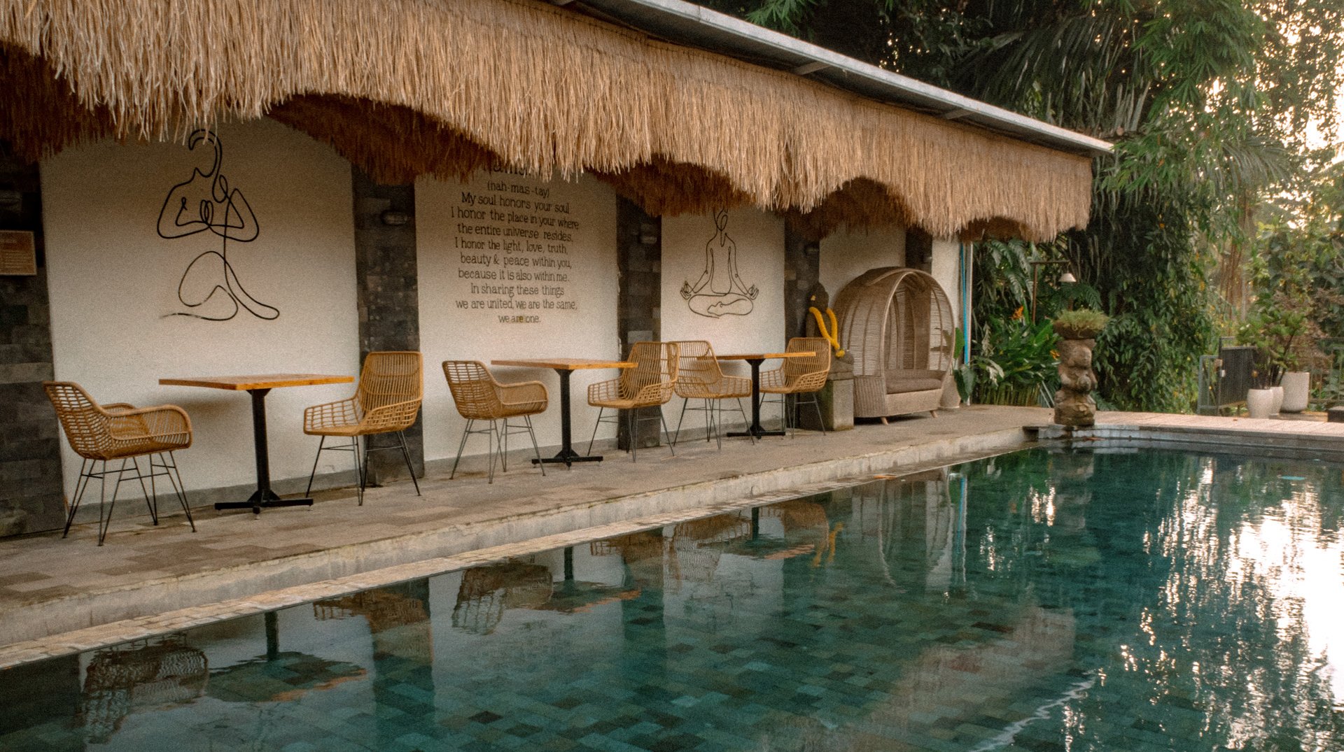 Hotel Gianyar Indonesia nomad remote d221a505-40b0-44ce-a8fe-983323ff1bfd_P1015066.jpg