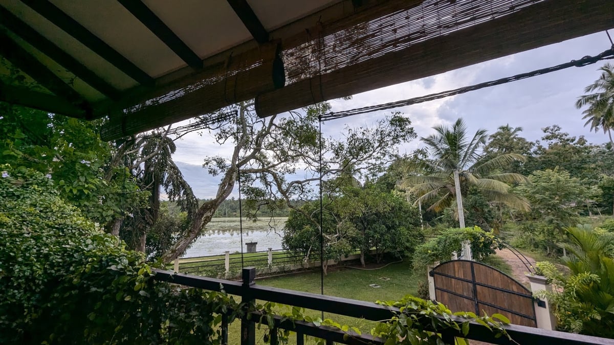 Hotel Tangalle Sri Lanka nomad remote 23f79ad3-d2b4-4615-b448-212f74c38d37_10AusblickSee.jpg