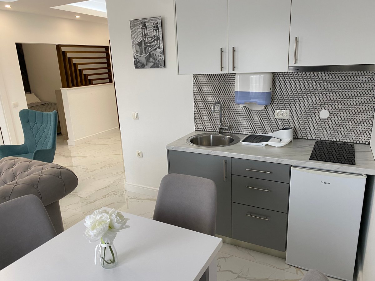 Hotel Ulcinj Montenegro nomad remote ceb3186a-5042-4bed-9a6b-8f87abd88d8f_IMG3334.JPG