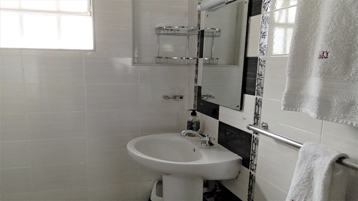 Hotel Nairobi Kenya nomad remote 9451672c-9a83-4a32-a92b-5ff7a479673a_8C6KITCHEN1920x1080.jpg