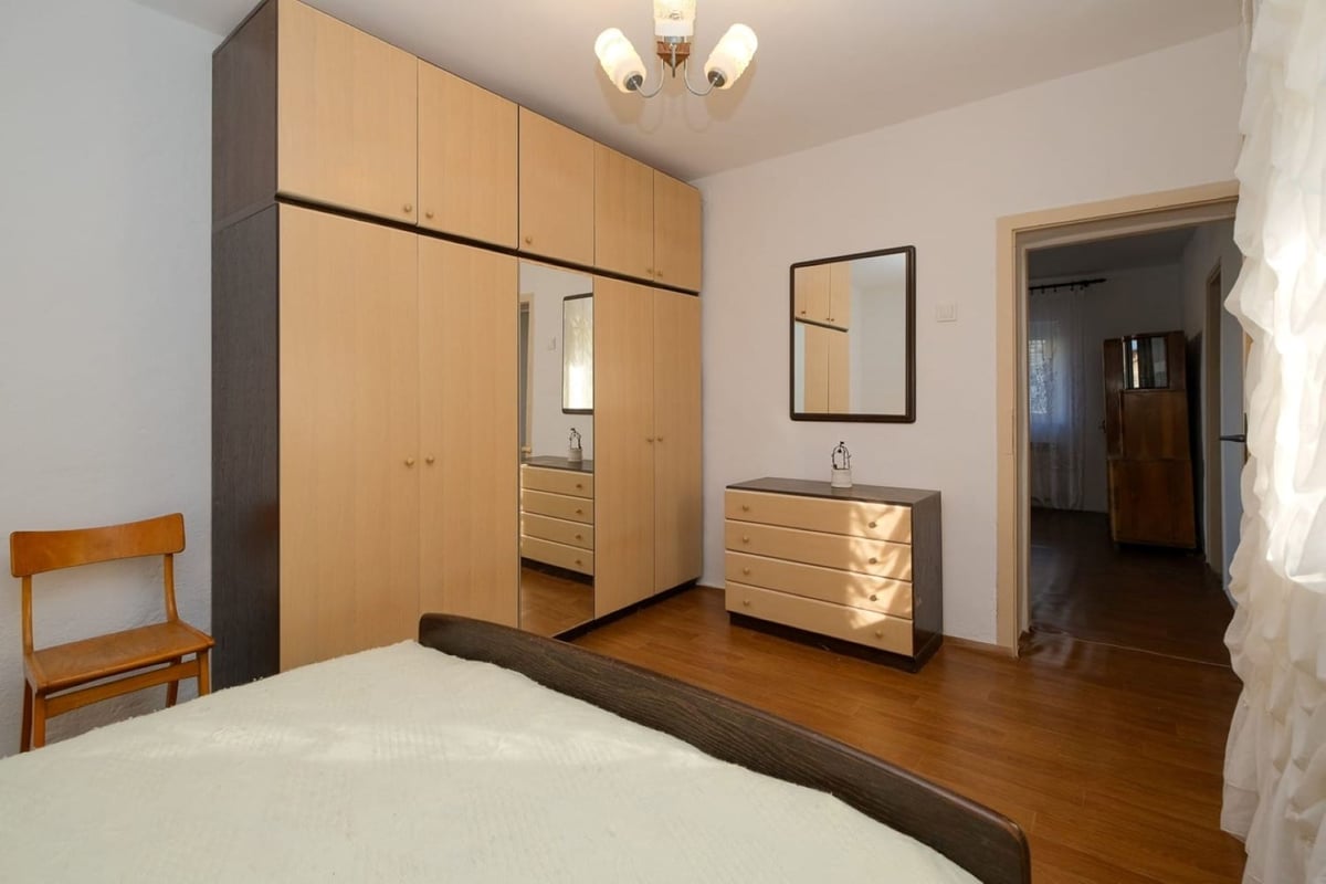 Hotel Kanfanar Croatia nomad remote 72f1c0d5-a2d7-4b28-8697-ab55c82eeebb_Stay1172bed.jpg