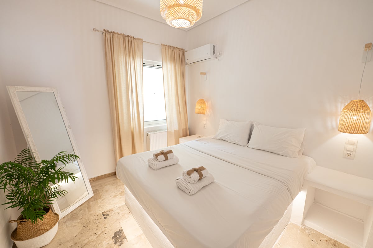 Hotel Poros Greece nomad remote d2e98f96-6258-442c-becf-559d2bb8b35f_DSC4787.jpg