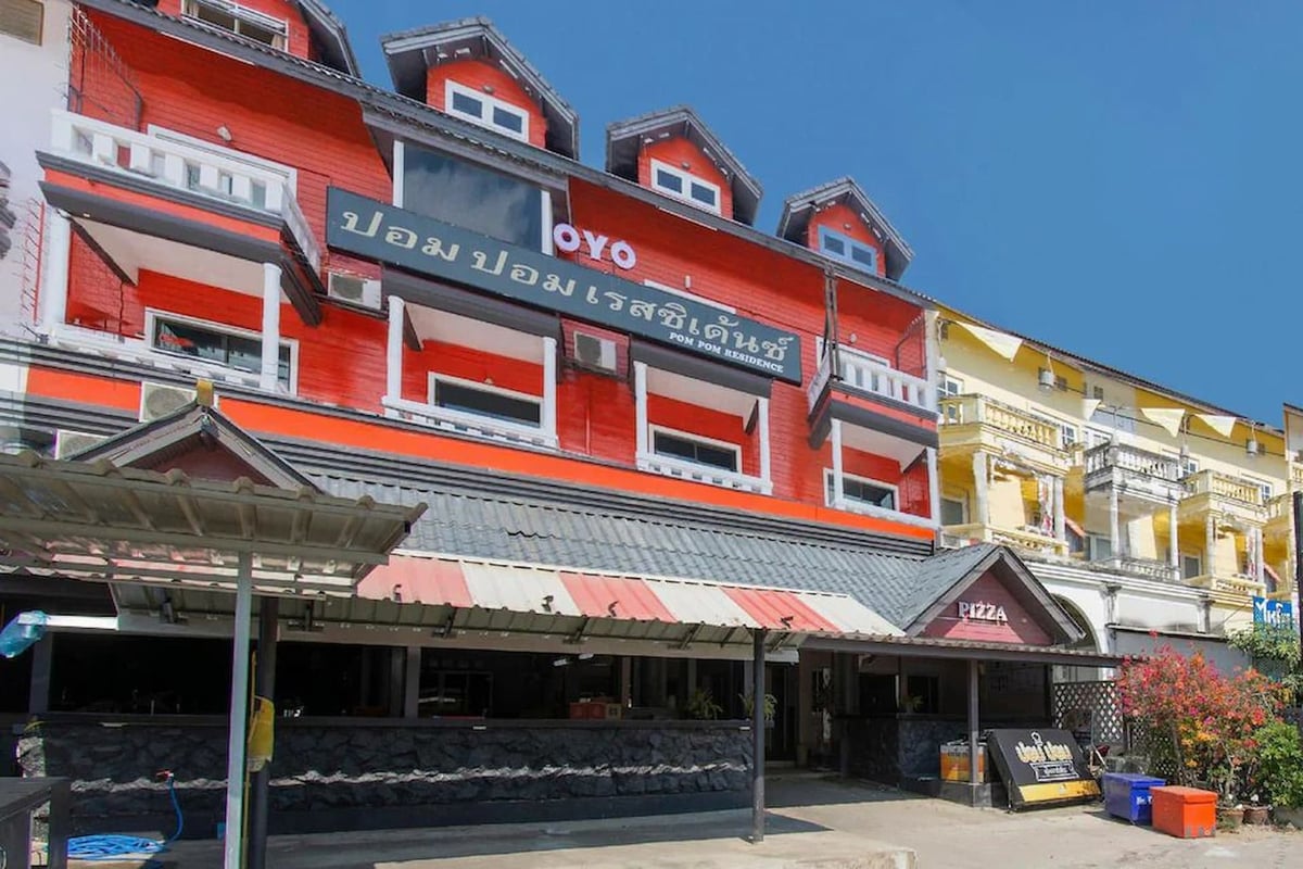 Hotel Hua Hin Thailand nomad remote 0dfb6591-87e8-461c-bb79-937b7cb184c4_af48df1246adb15601fbc24f4aa1b041.jpg