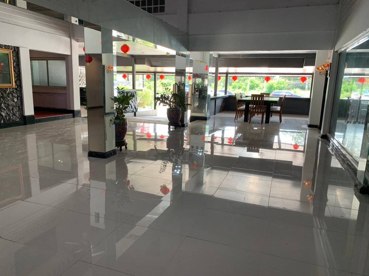 Hotel Hua Hin Thailand nomad remote 877fa1fa-f7cc-493c-b07c-0b972a1925dd_S12615717.jpg