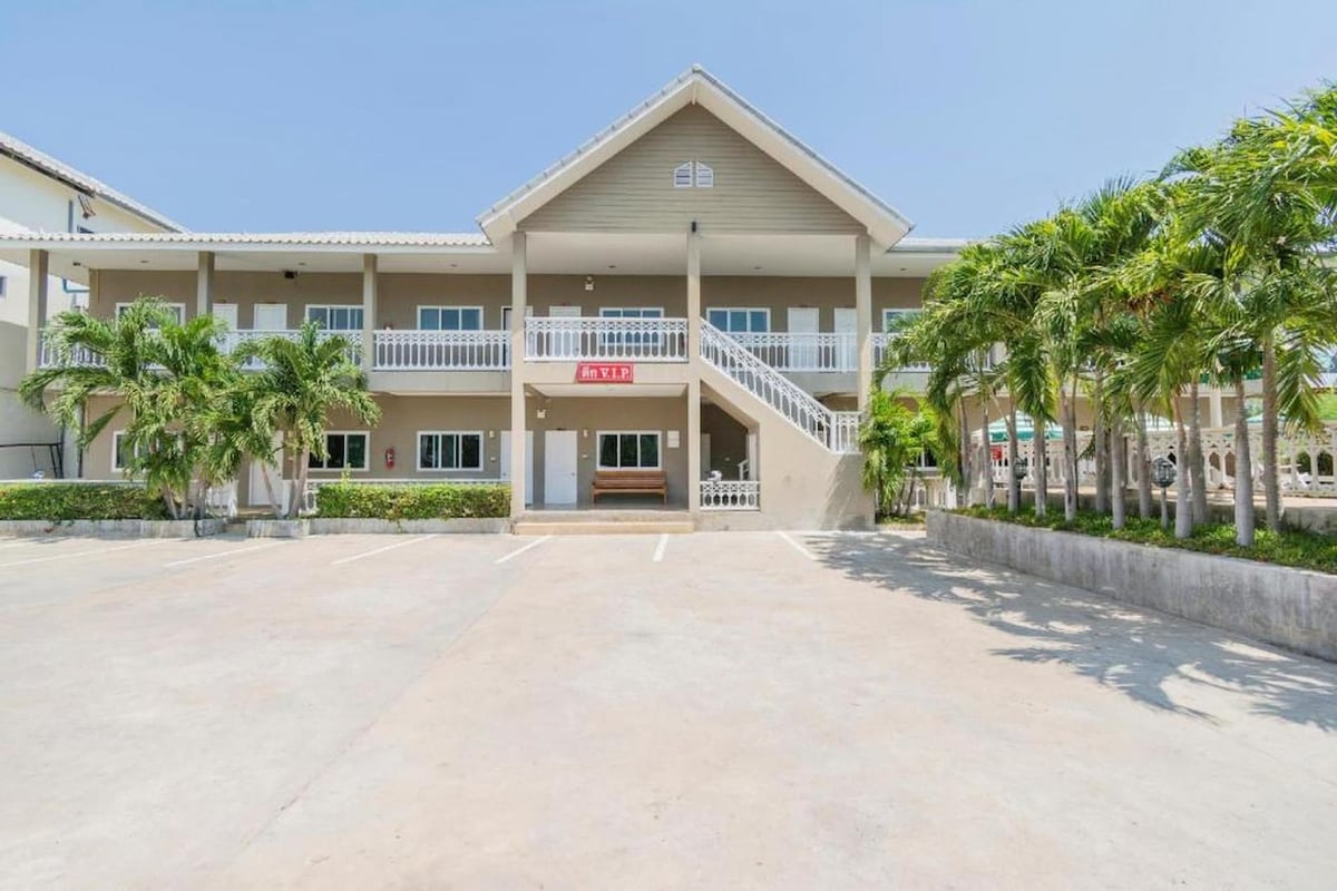 Hotel Hua Hin Thailand nomad remote 9c5ff5b4-a001-441c-a8f9-b41017b48b72_667991330Kopie.jpg