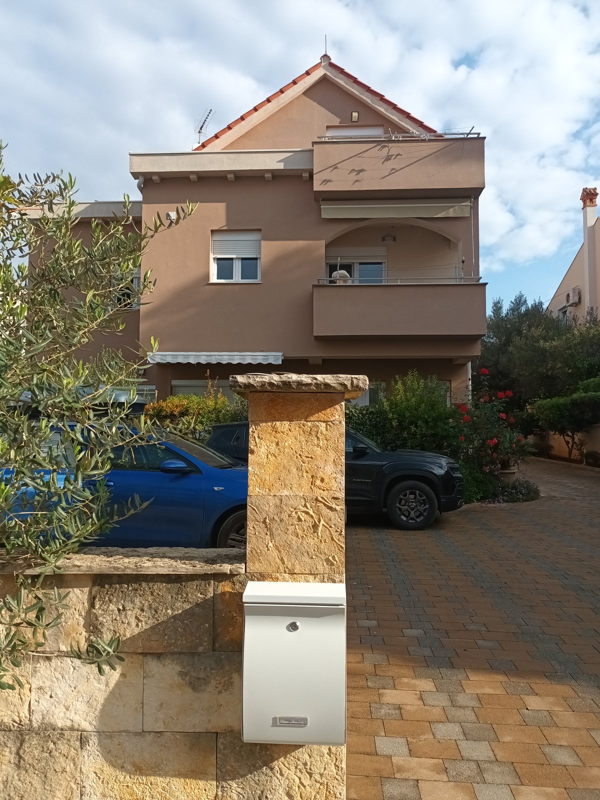 Hotel  Croatia nomad remote 1045f070-4205-4714-a5c1-783e398a0eff_ZadarExterijer01.jpg