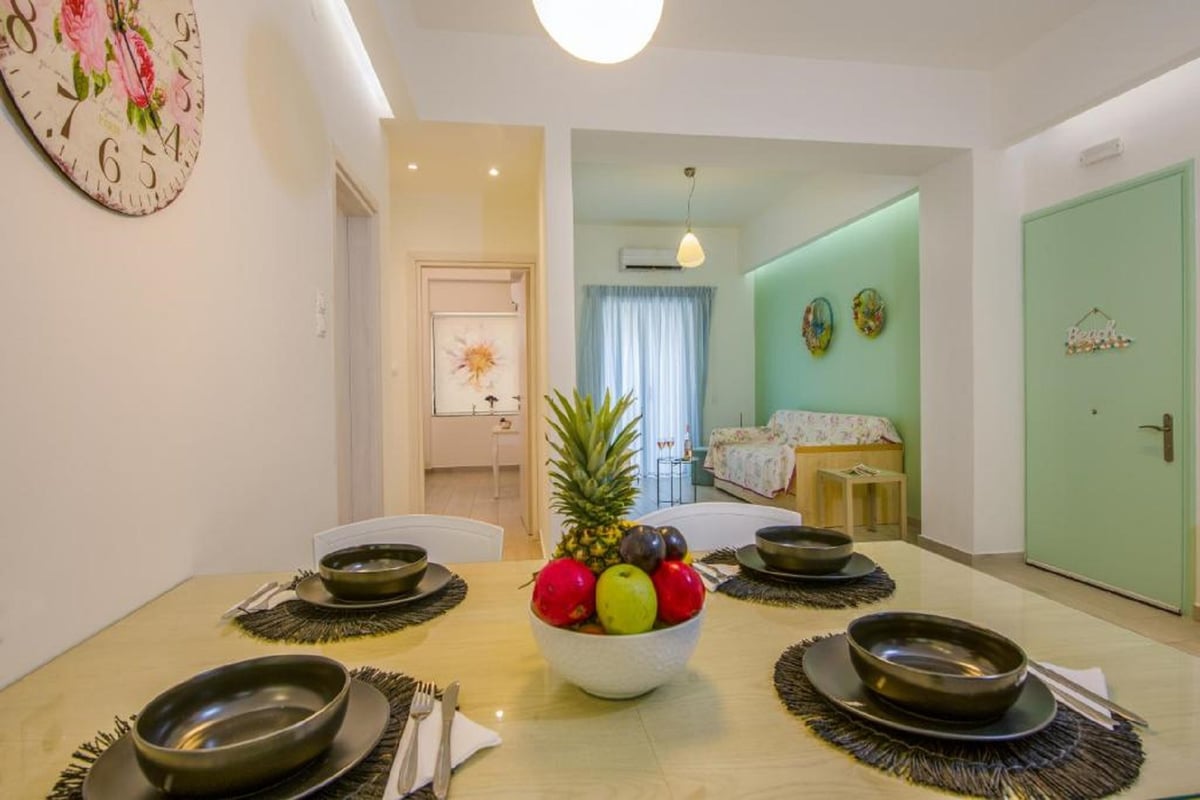 Hotel Chania Greece nomad remote 596b4a89-e7ab-4dd2-9df3-1cd598b3c9f6_12.jpg
