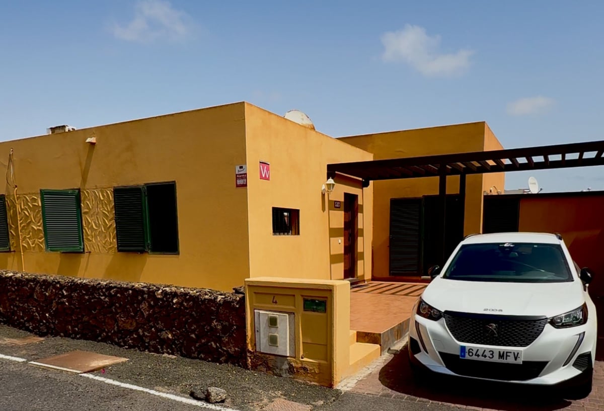 Hotel Corralejo Spain nomad remote 457c1d48-199f-4ca6-aa39-d64703c76127_32a.jpg