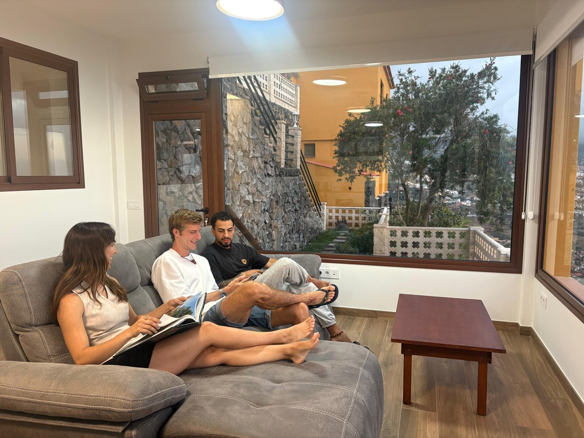 Hotel Santa Úrsula Spain nomad remote a3b02b84-2347-44f4-bcde-5ea50f710006_ImagendeWhatsApp20250924alas170159aed8a14f.jpg