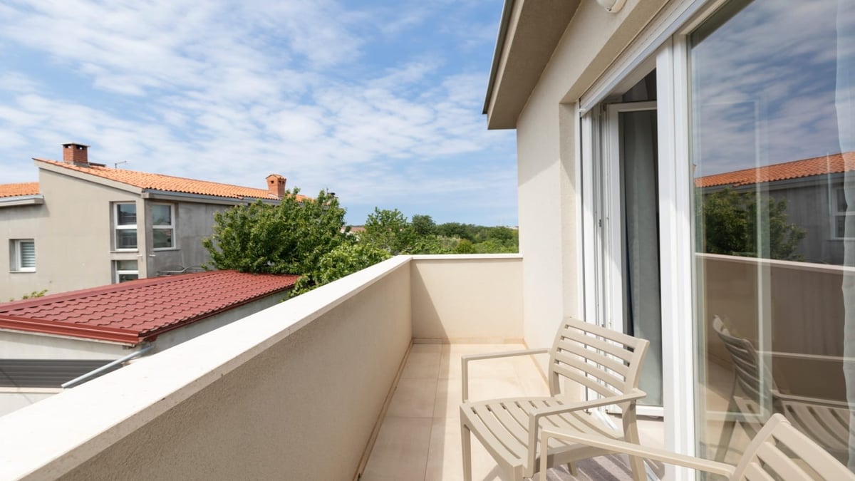 Hotel Pula Croatia nomad remote 0f3f4fdc-3908-4389-b120-aca139d3da6a_a7aa8afbb2dd4a1fa68d530991d899c11920x1080.jpg