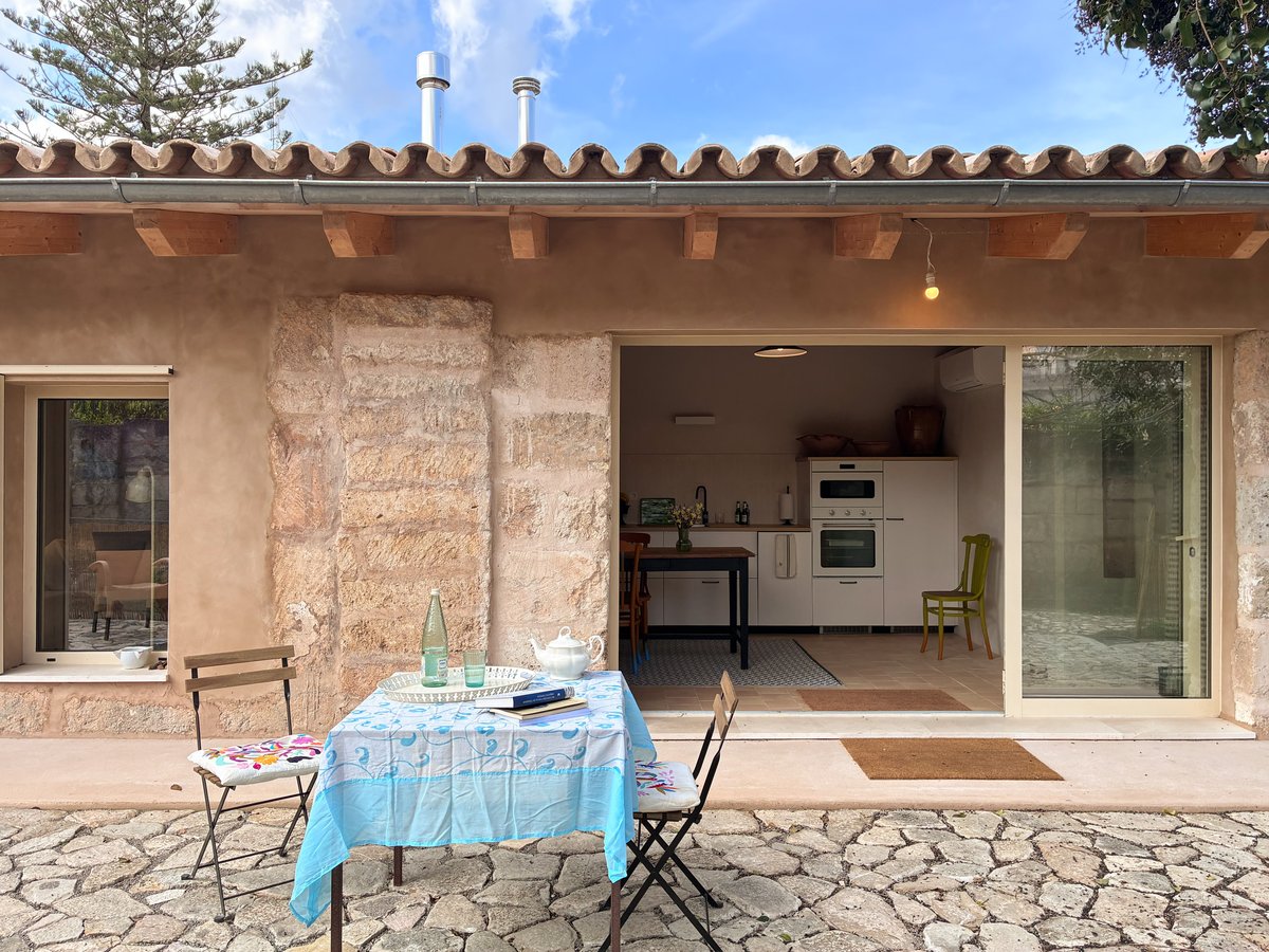 Hotel Sa Pobla Spain nomad remote 92aaf1a1-fd00-4328-86e5-d7fcf64e40cf_UNOterraza11.jpg