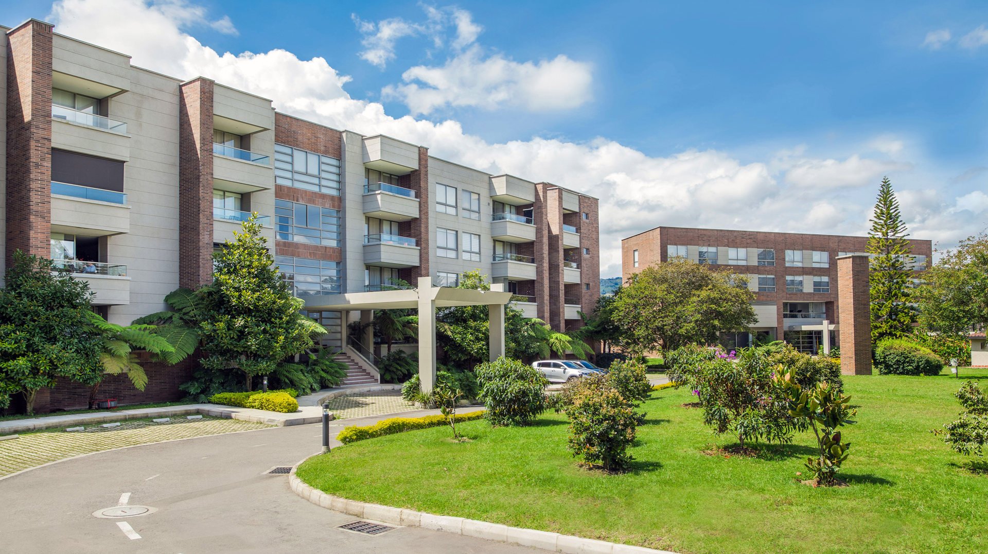 Hotel Rionegro Colombia nomad remote 03e3f34e-ff89-4c43-8f73-a9bb72f7c95f_Fachadayjardindic201601copy.jpg