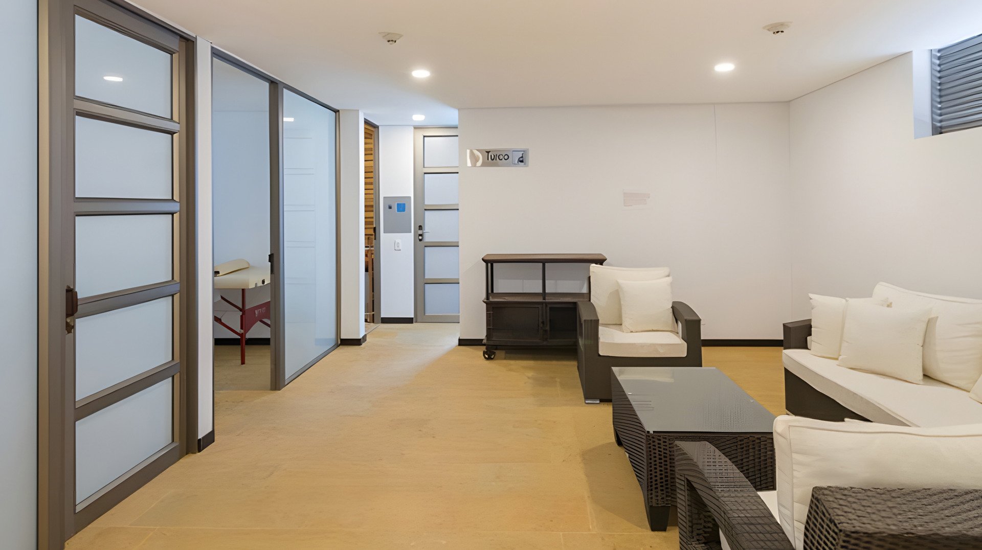 Hotel Rionegro Colombia nomad remote 205da8f8-0c28-4ffd-ac8b-e309fbb42415_ZonaHmeda.jpg
