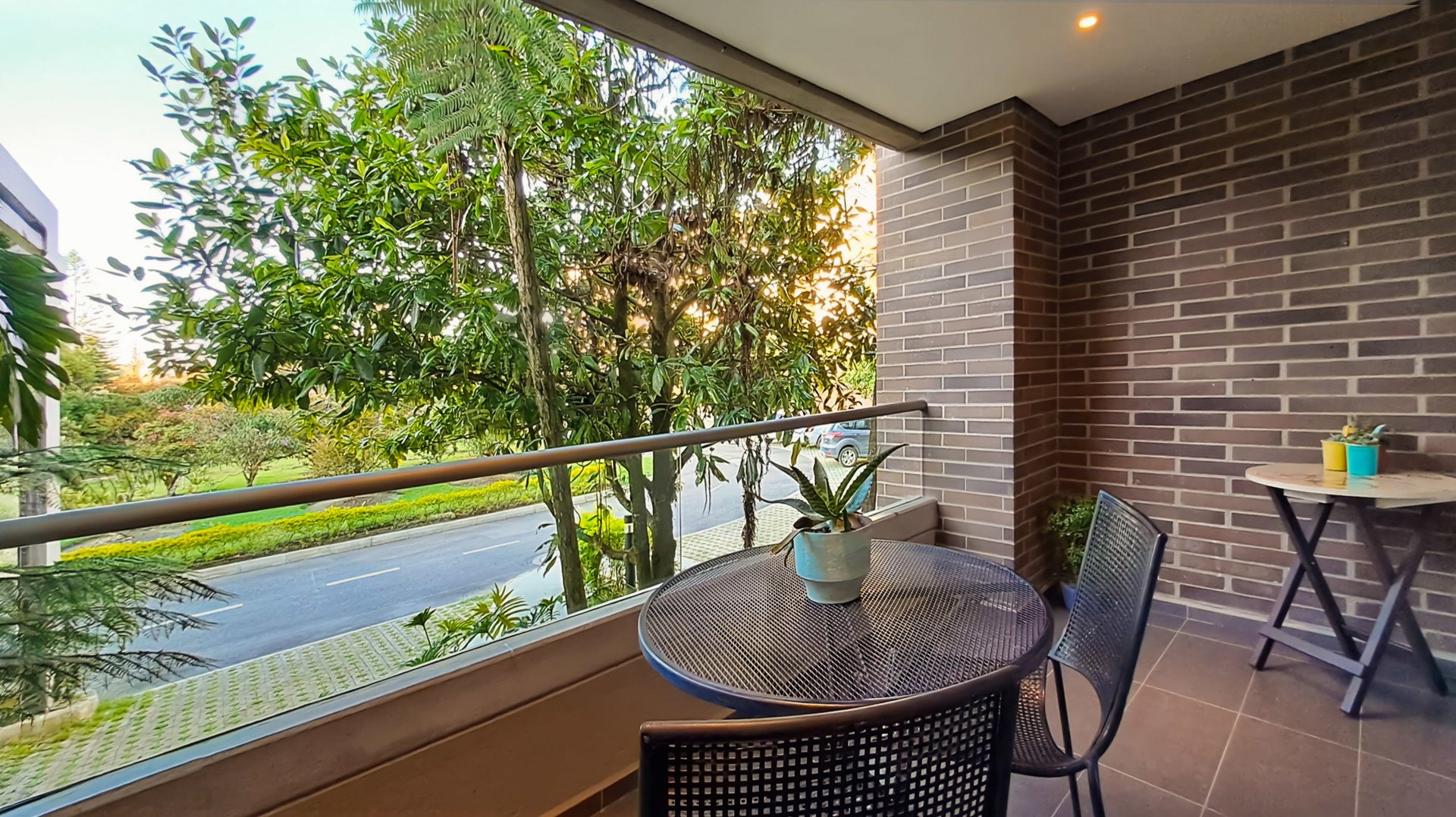 Hotel Rionegro Colombia nomad remote 568a2c3d-9f42-4f43-a041-ca1f451a9cd5_Balcon02copy.jpg