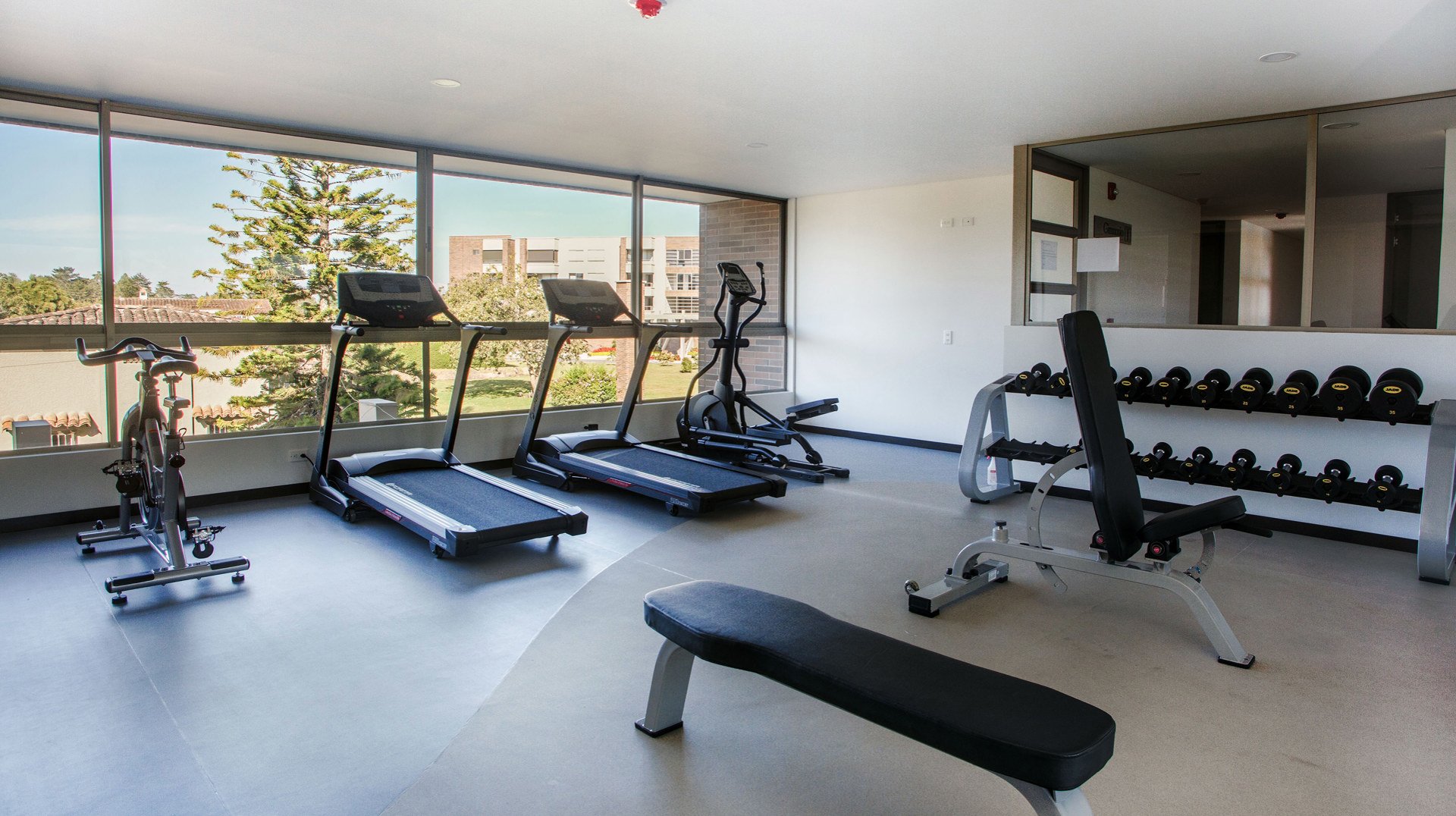 Hotel Rionegro Colombia nomad remote 91e5e4f9-1b68-4b2e-a112-adca96da5c77_CasaGrandegymcopy.jpg