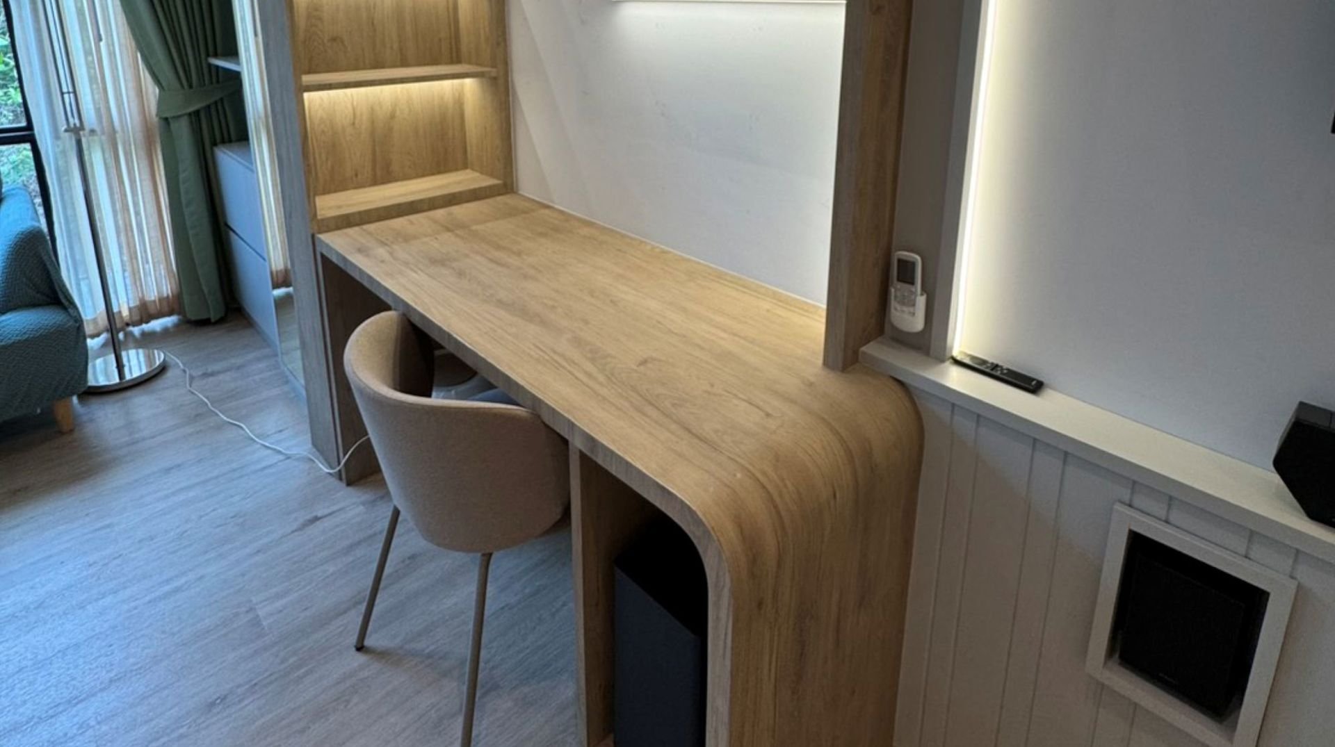 Tabebuia House workspace image