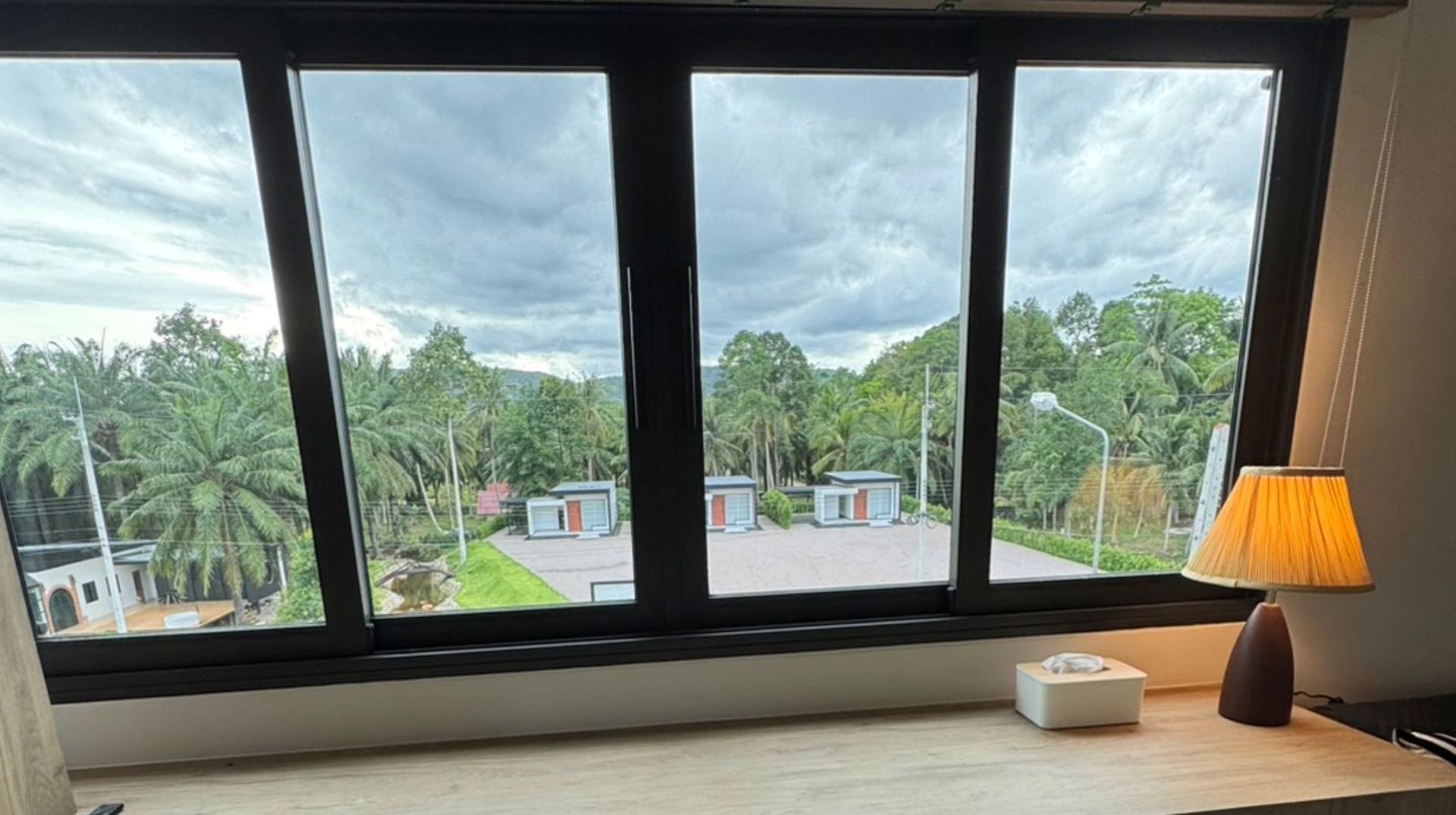 Tabebuia House workspace image