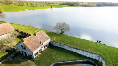 Remote worker stay Le Petit Perray in Toury sur Jour France