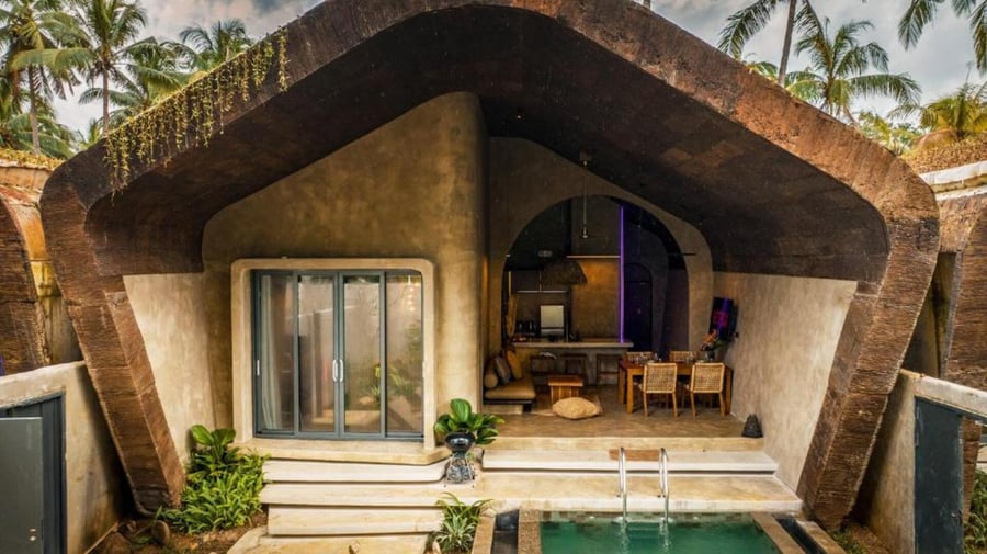 Luxury Private Diwatu Villas in Palawan