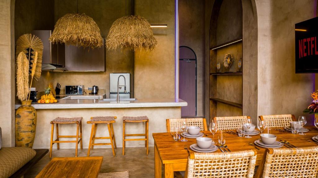 Luxury Co Living - Diwatu Villas workspace image