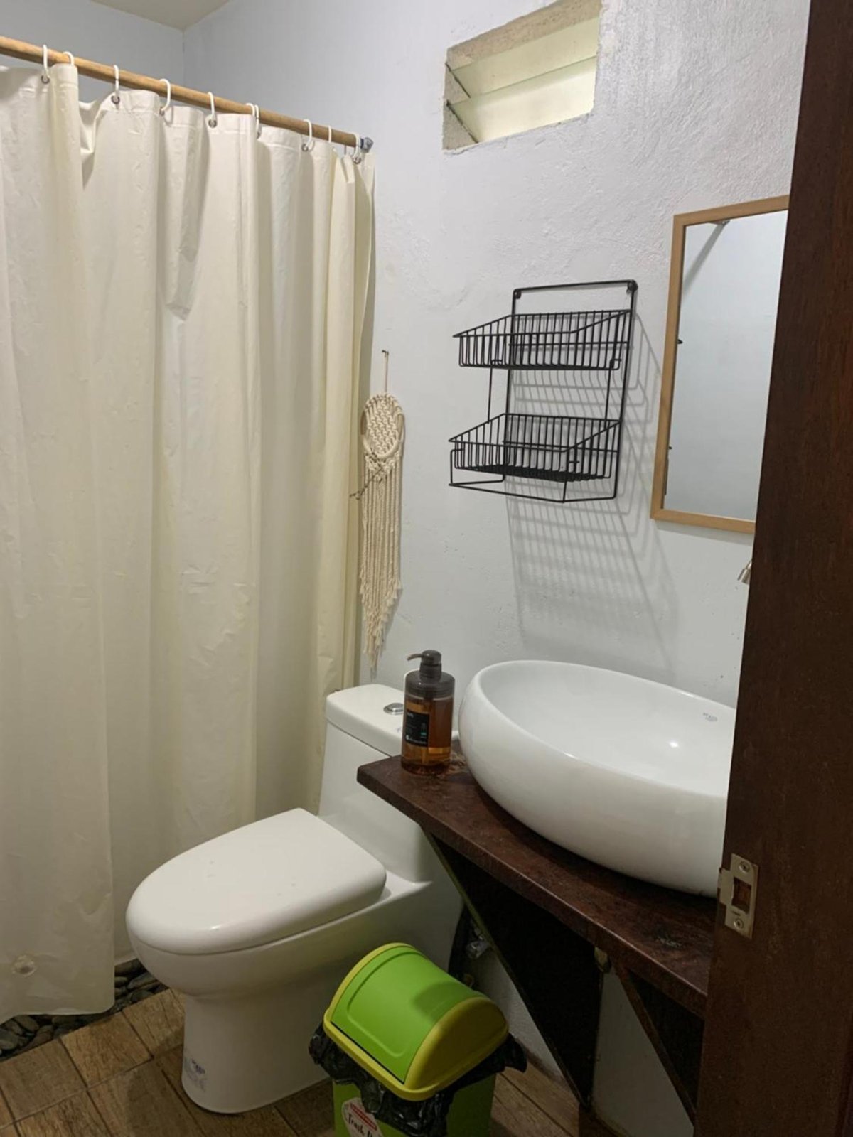 Hotel El Nido Philippines nomad remote ca4cef65-102e-4cc8-a3f0-787e46d2182d_ONURBathroom.jpg