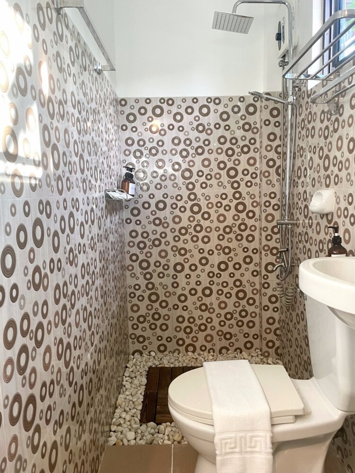 Hotel El Nido Philippines nomad remote 61d3cbe2-a489-4b52-a151-32d52cd07979_Namal3.jpg