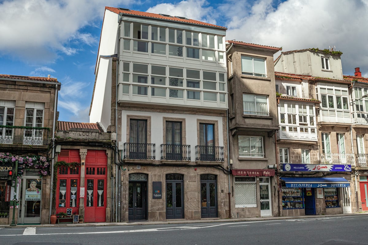 Hotel Santiago de Compostela Spain nomad remote d8420a28fb934bb882d4045c8685d630.jpg