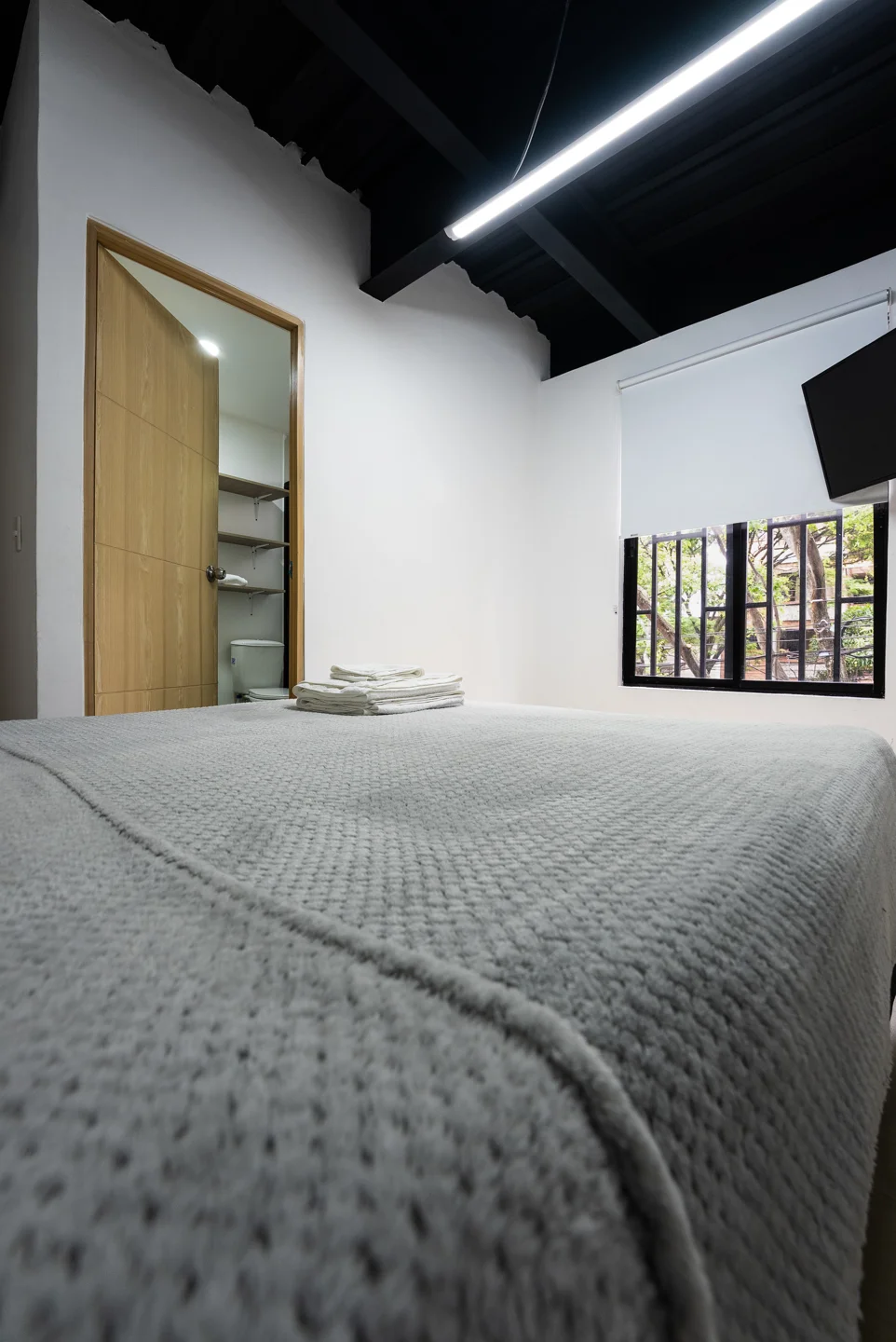 Hotel Medellin Colombia nomad remote 41fefe63feff46eaa6e1252a148f1ed7.webp