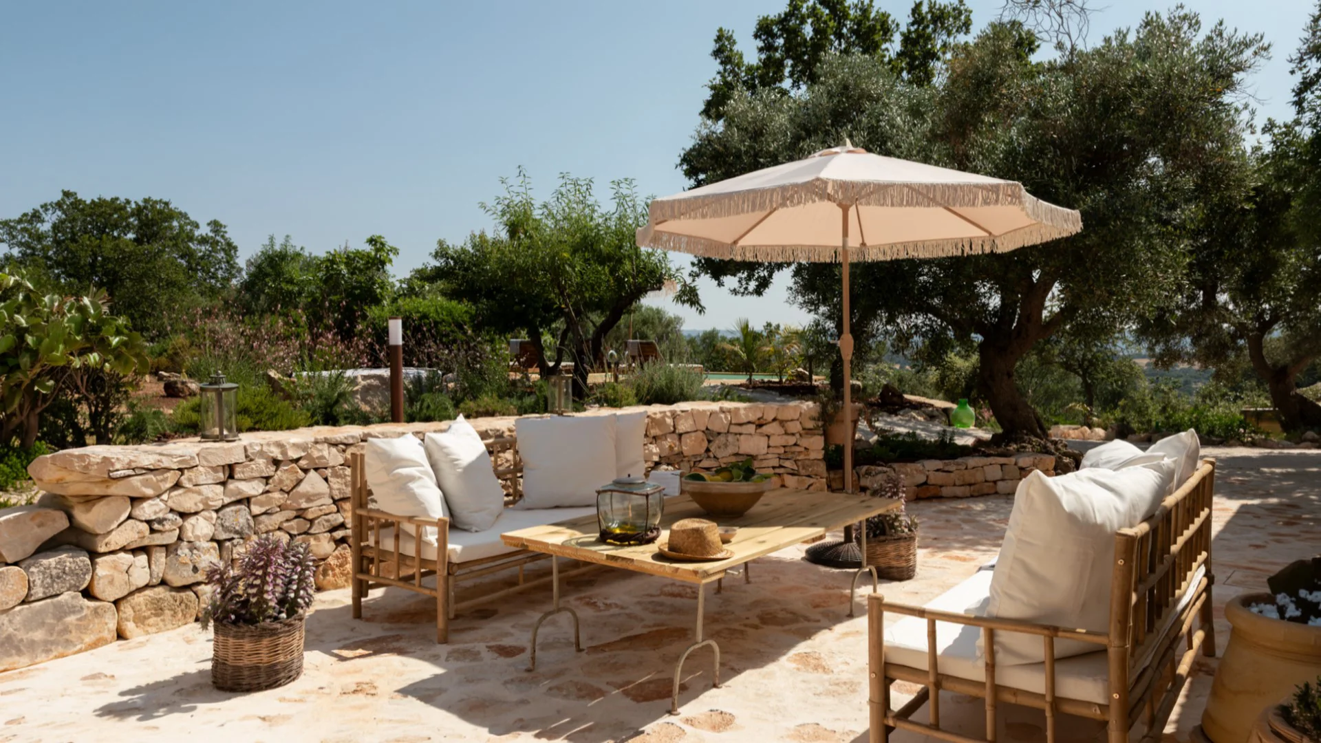 Hotel MONOPOLI Italy nomad remote 2c9d1767364a45958cf816aae997526e.webp