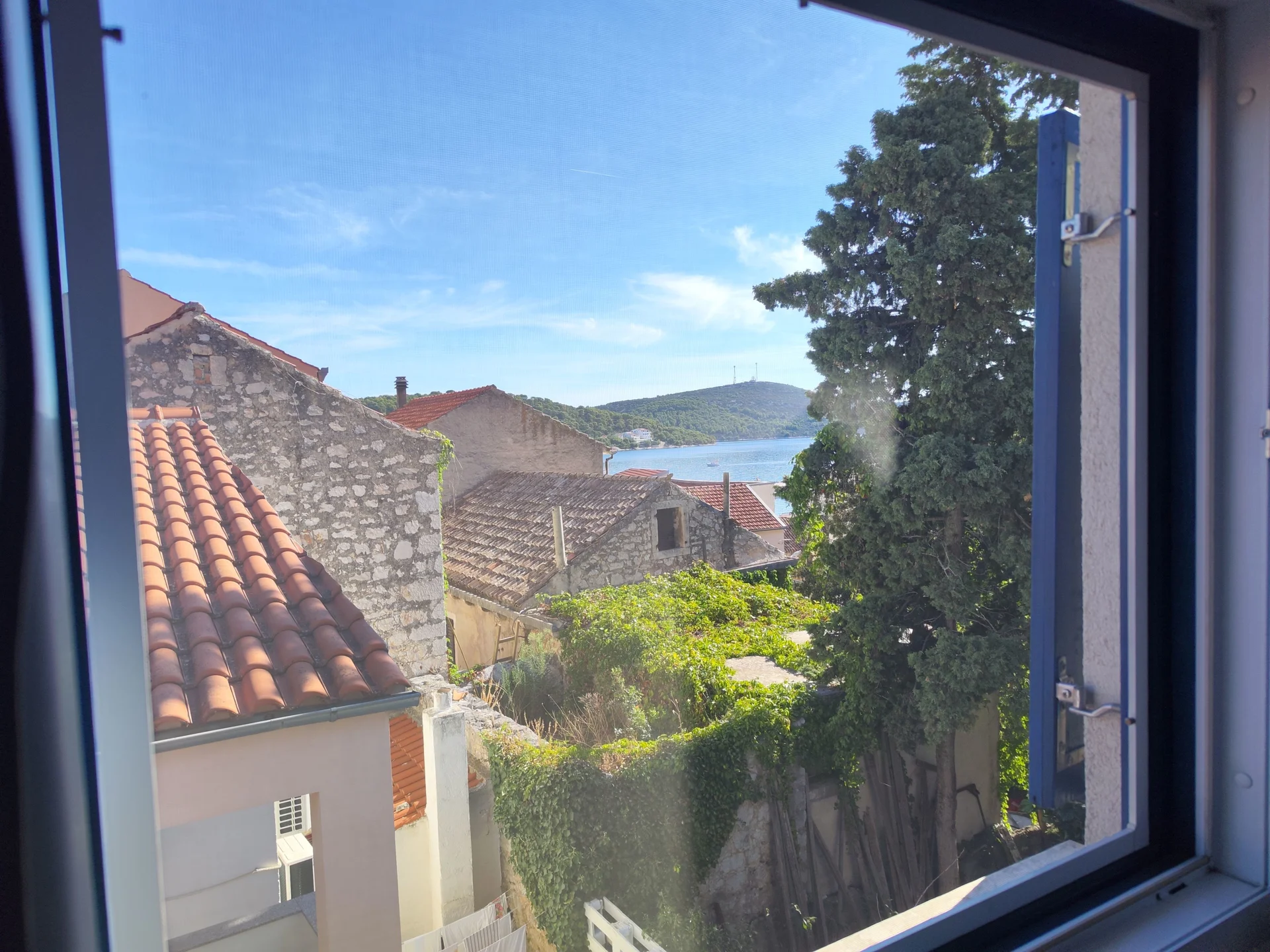 Tisno Adriatic Remote Work Living workspace image