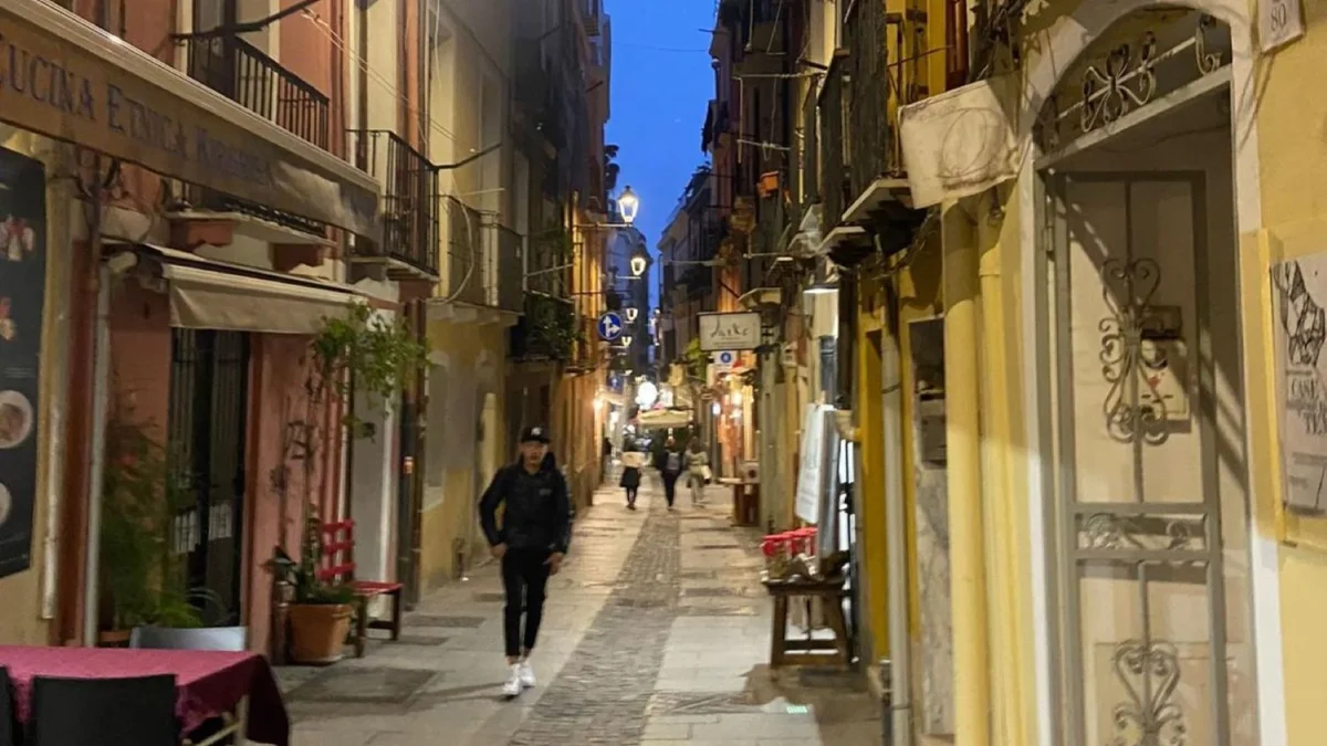 Hotel Cagliari Italy nomad remote 02edc27c00dc4ee0be83d74cb6578ab5.webp