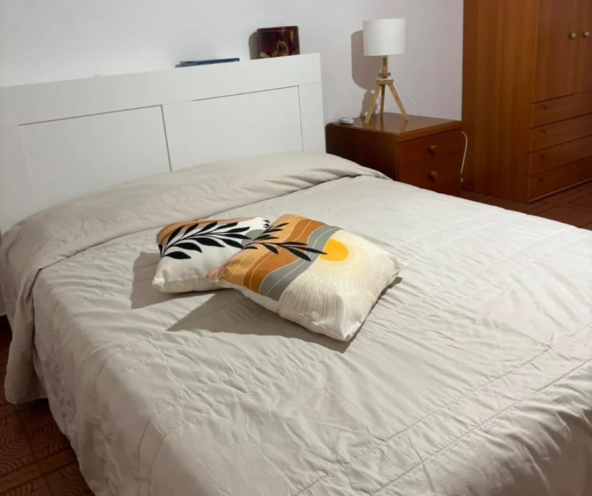 Hotel Cagliari Italy nomad remote a886f3edaf7b463aae9a3c44fcad1862.webp