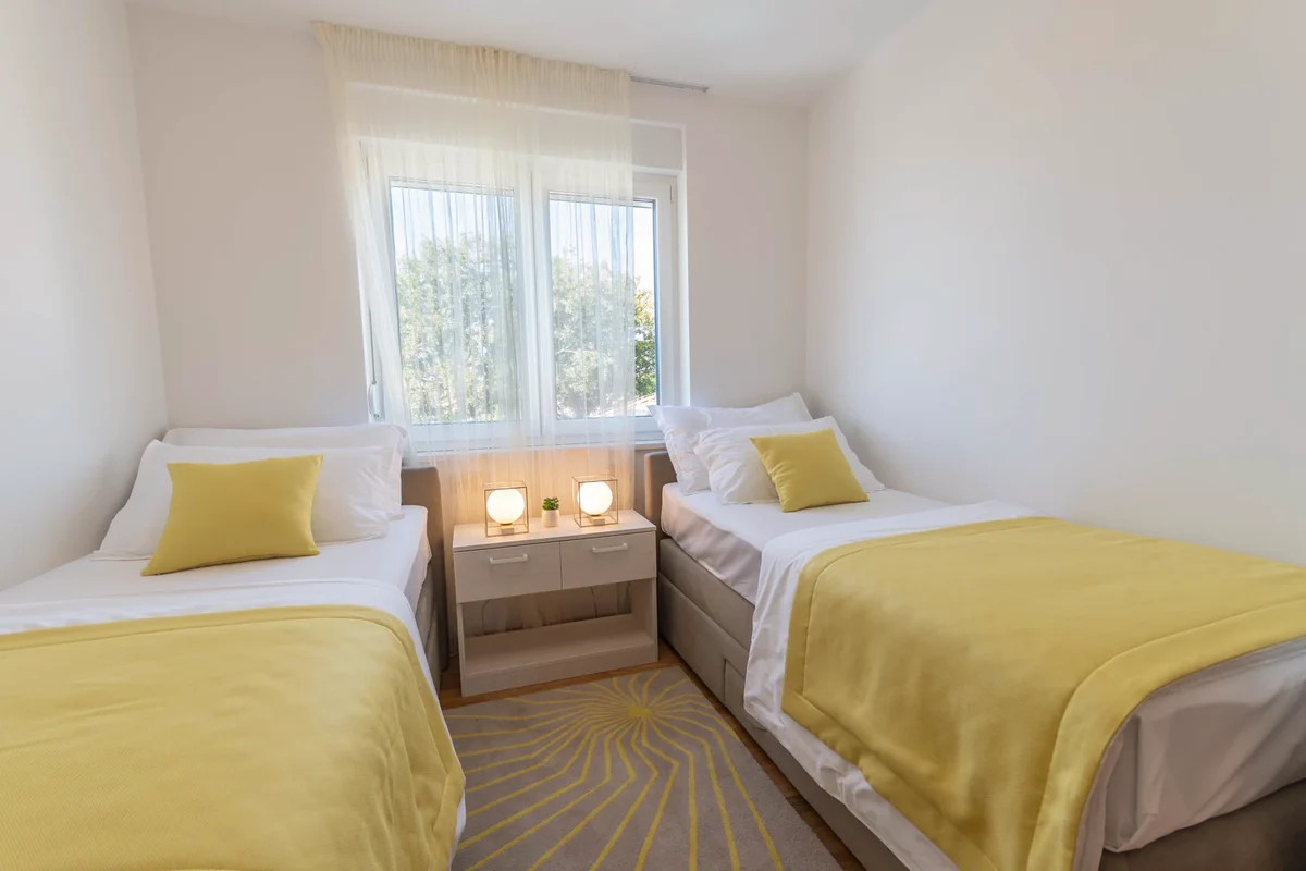Hotel Podstrana Croatia nomad remote 8fa68d6f7c6844798a099186f66d6e20.webp