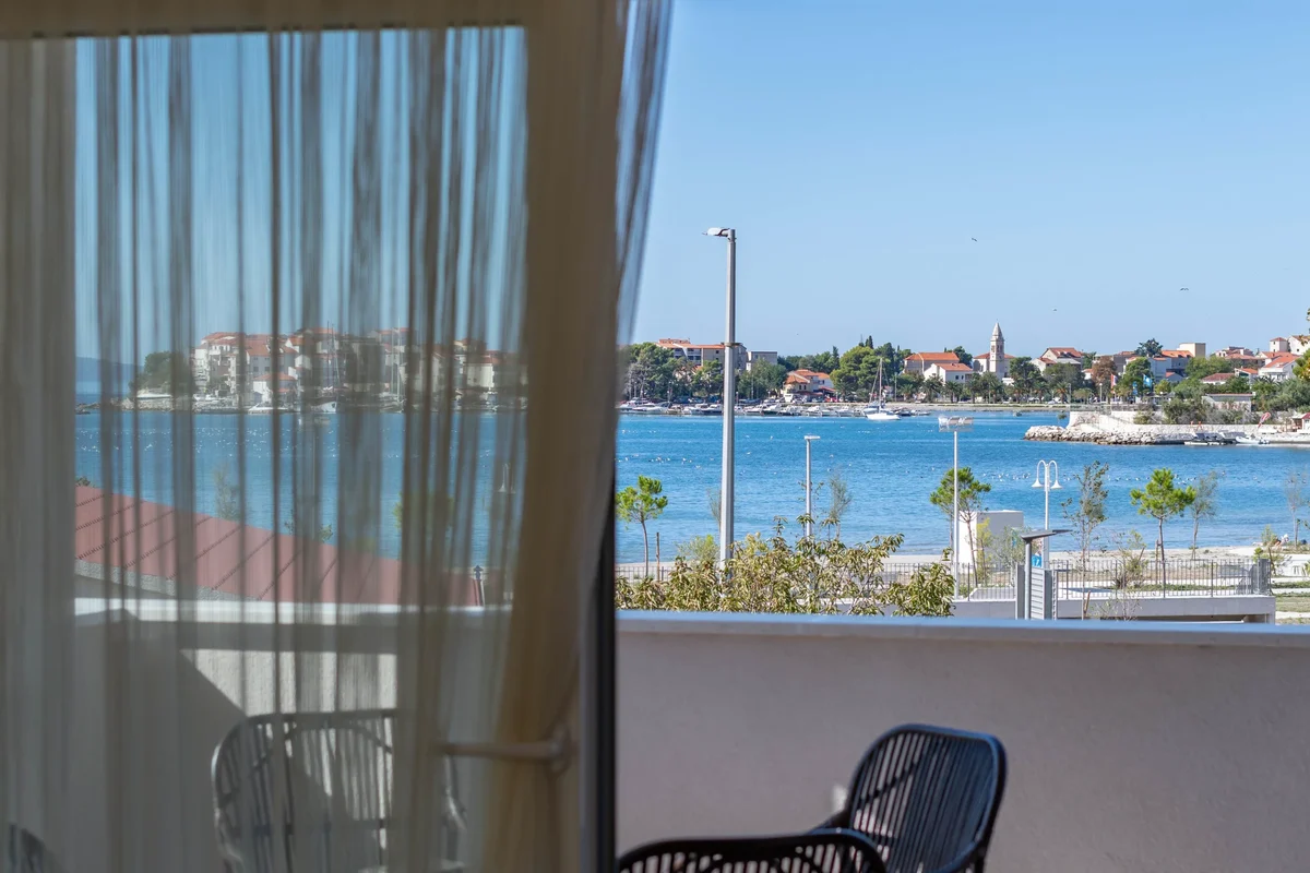 Hotel Podstrana Croatia nomad remote d46b9c646e6a41b5b33550eb1c42d7b9.webp