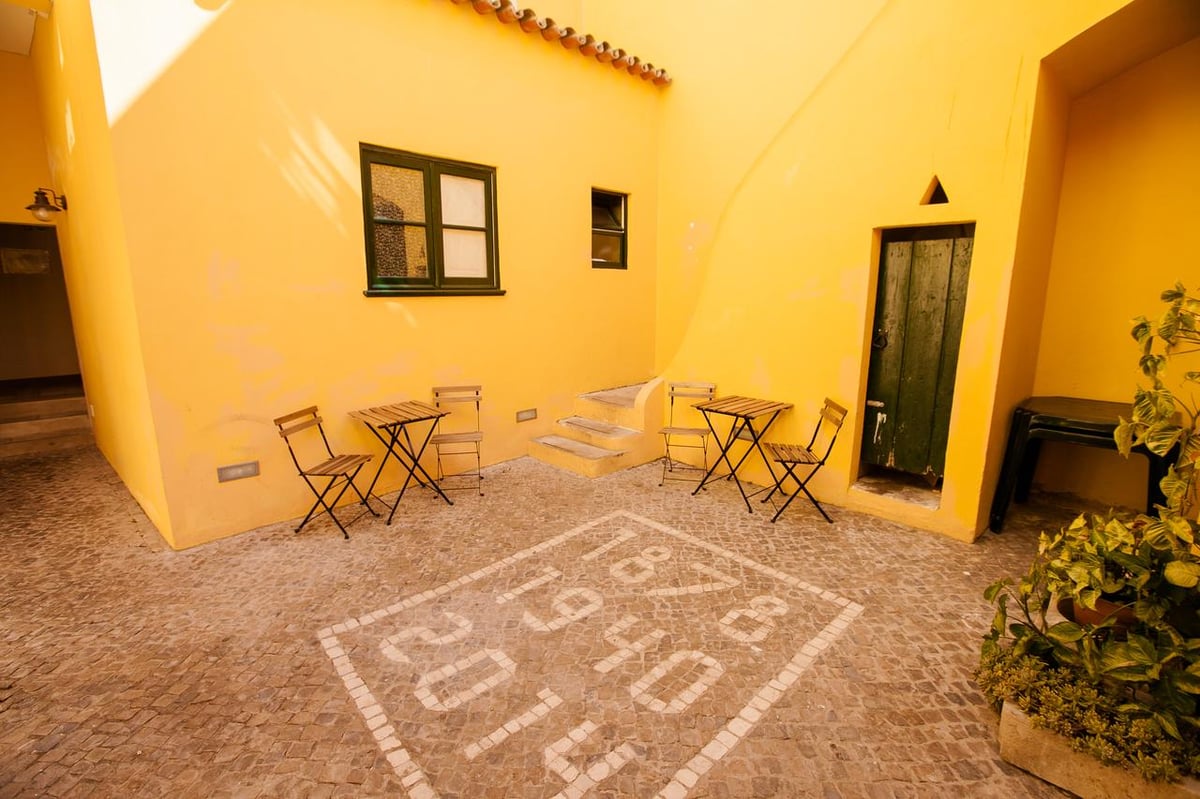 Hotel Lisbon Portugal nomad remote 7b606446-fcb5-4ad7-a013-52c94d3a1f7c_NS- Hub 18 Faro Lisbon court yard.jpg