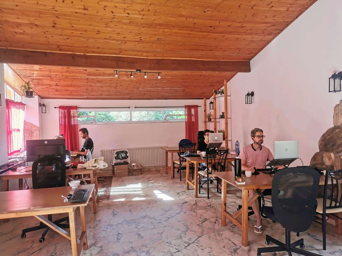 Hotel Ponte Caldelas Spain nomad remote 71587e17-9185-4483-988d-6f8f69e2348d_Anceu Coliving - Coworking space 8.jpg