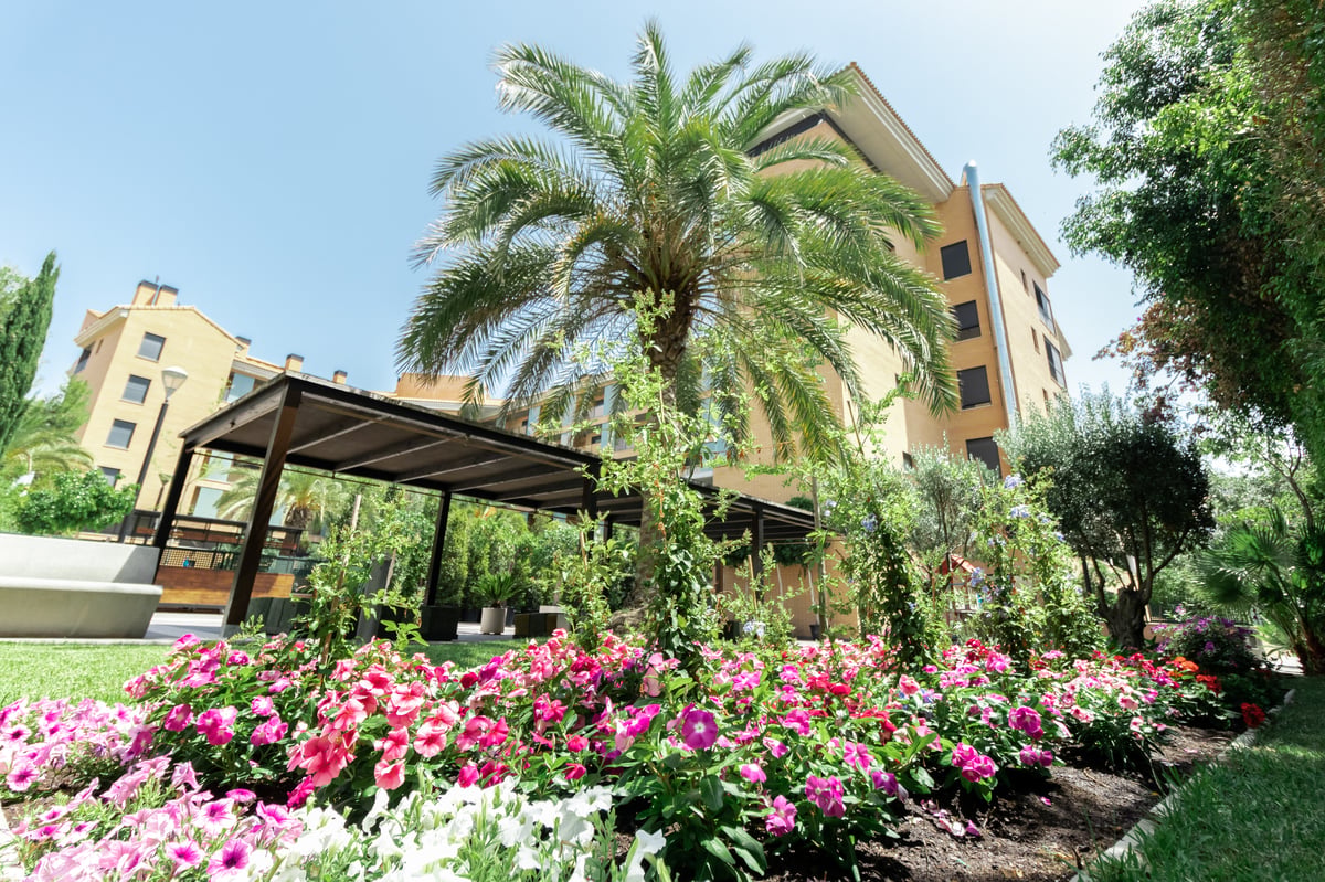 Hotel El Albir (LAlfaz del Pi) Spain nomad remote b6b11852-1006-4141-95fb-370991df0498_FLORES.jpg