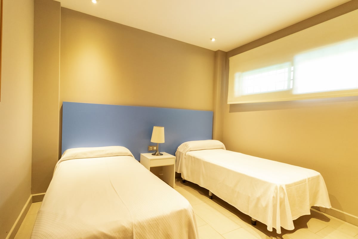 Hotel El Albir (LAlfaz del Pi) Spain nomad remote d4674ca1-15ca-4579-8cd3-57b61046ff3d_DORMITORIO STADARD 1.jpg
