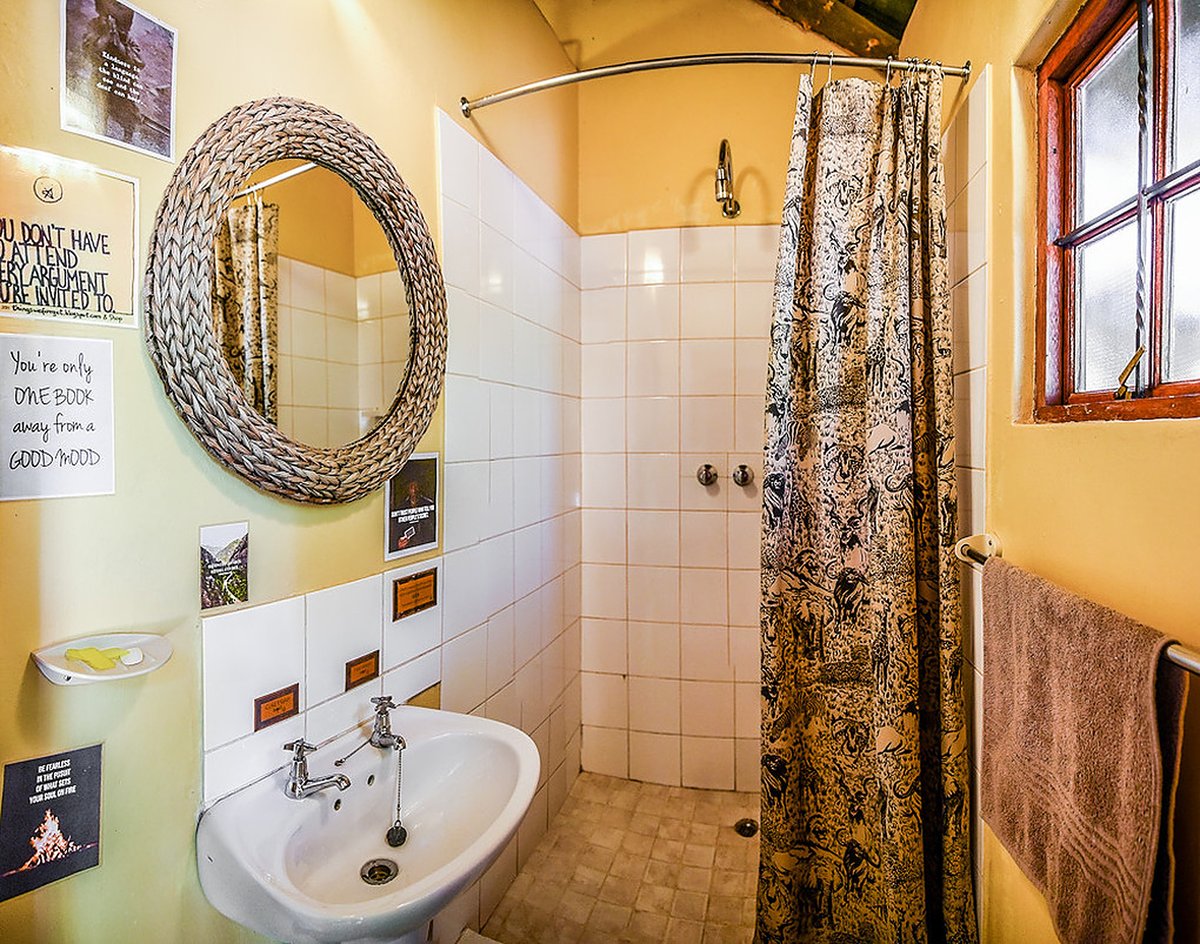 Hotel Mokolodi 2 Botswana nomad remote eab67acc-695a-4b37-b9f2-c7435ffd12cd_Communal shower (2).v1.v1.jpg
