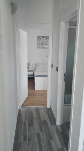 Hotel Rogoznica Croatia nomad remote 2fdbe871-5b97-4853-9003-81f9446dea17_Apartman_Dekovic_4_2_39f942431c63.jpg