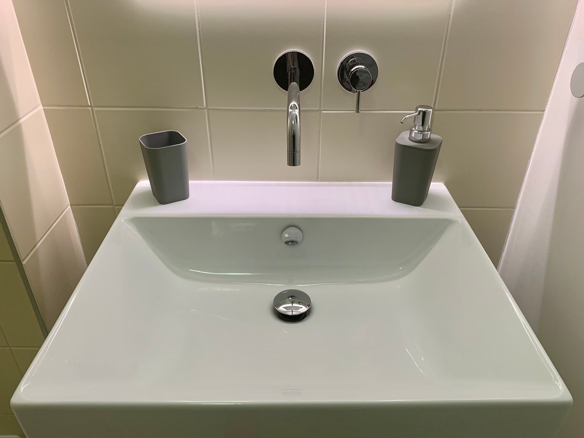 Hotel Pula Croatia nomad remote 0f729dc6-1314-4be5-9104-69a4ac314c33_IMG3178.jpg